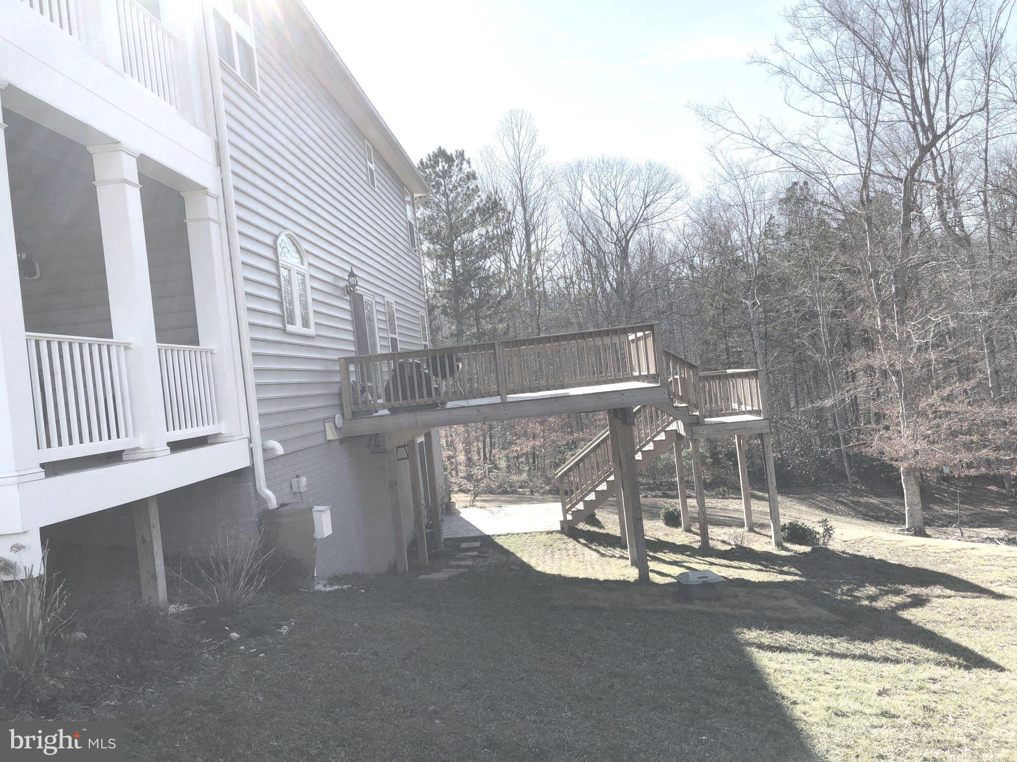 OAKLAND HALL - Residential