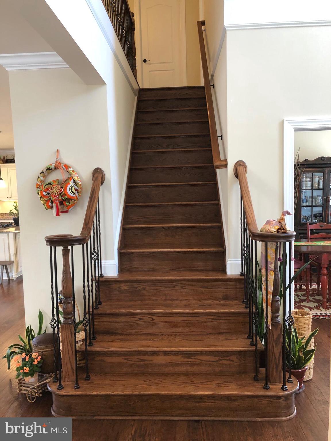 OAKLAND HALL - Residential