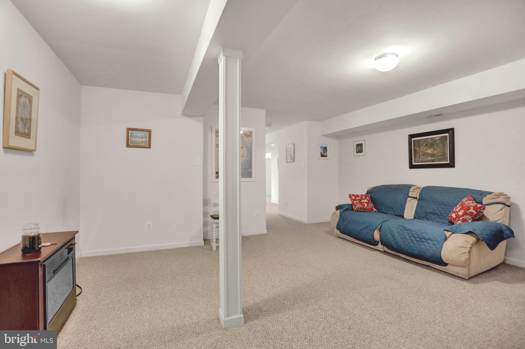 ALLYS MEADOW - Residential