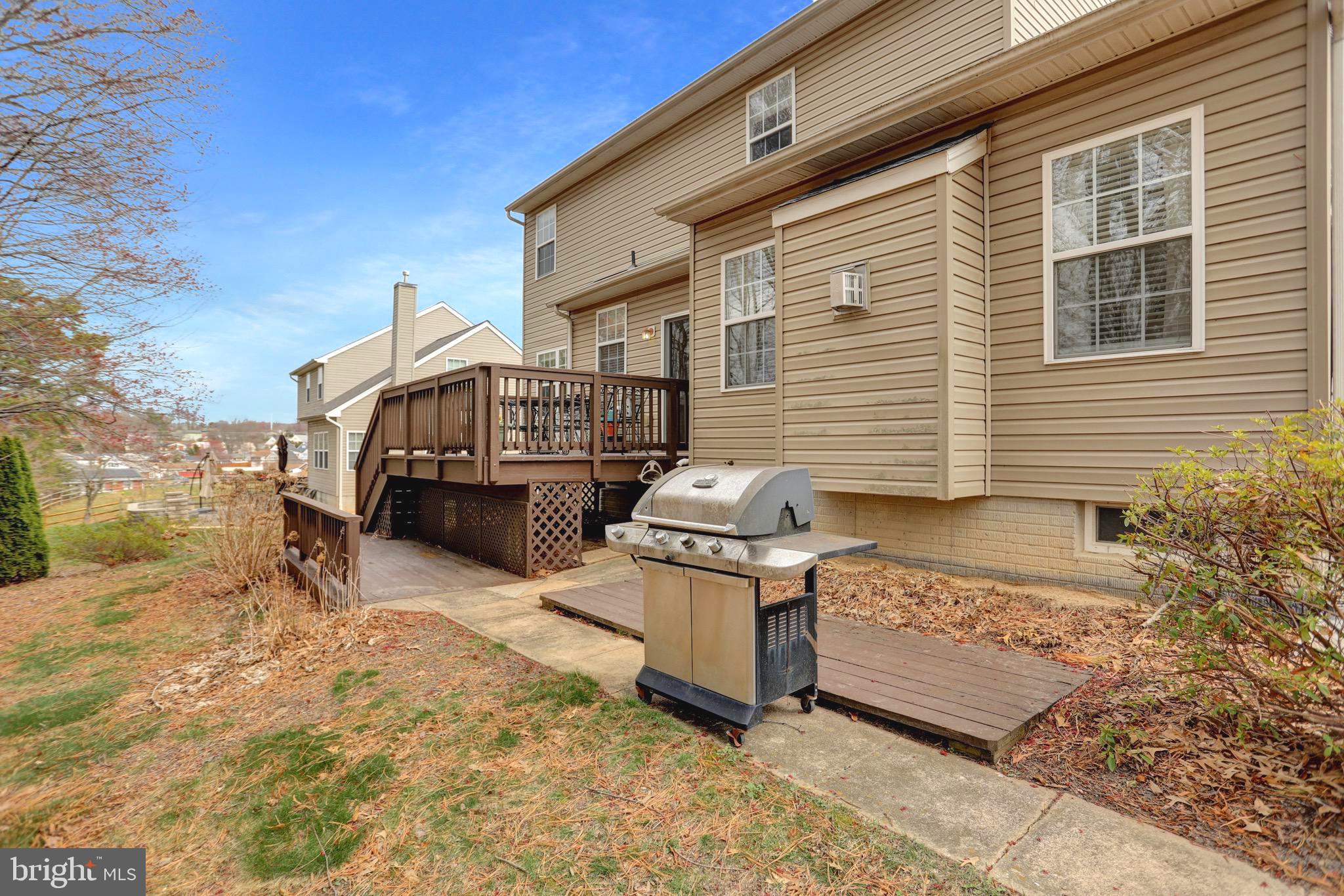 ALLYS MEADOW - Residential