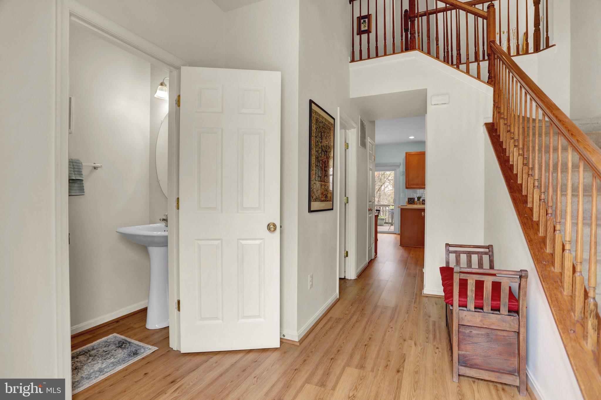 910 SCANNELL COURT
