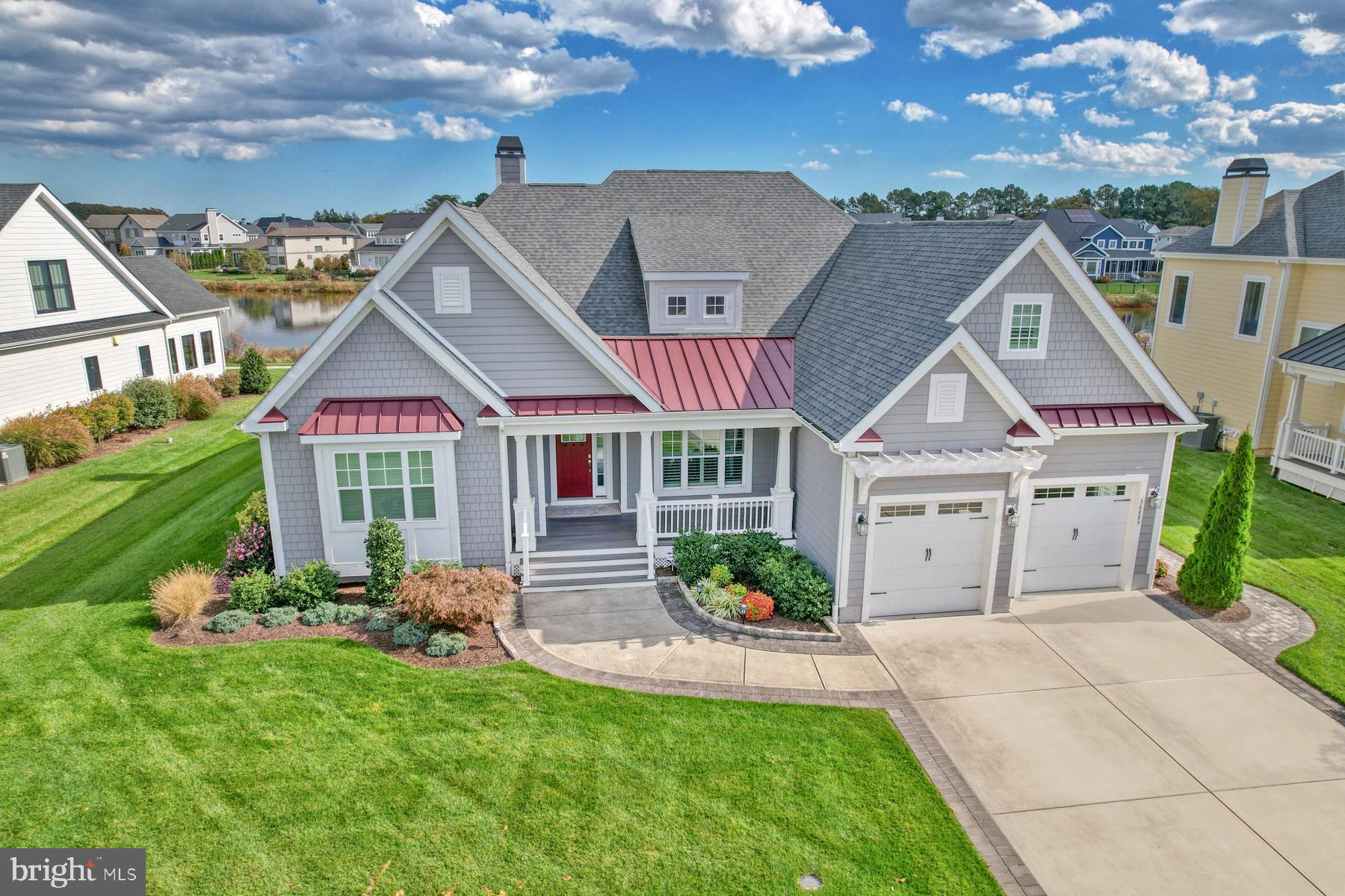 SHOWFIELD - Residential