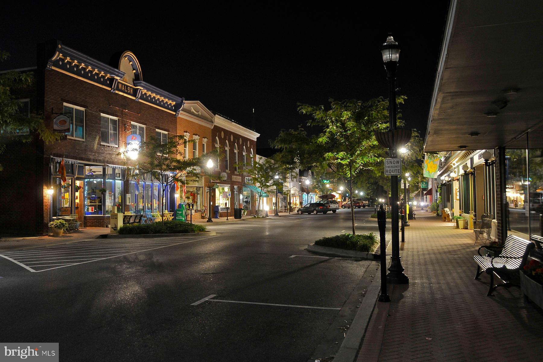 SHOWFIELD - Residential