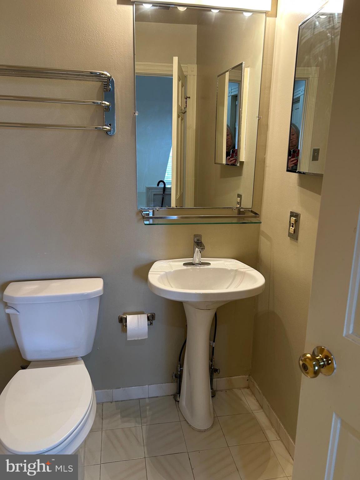 WASHINGTON SQ WEST - Residential