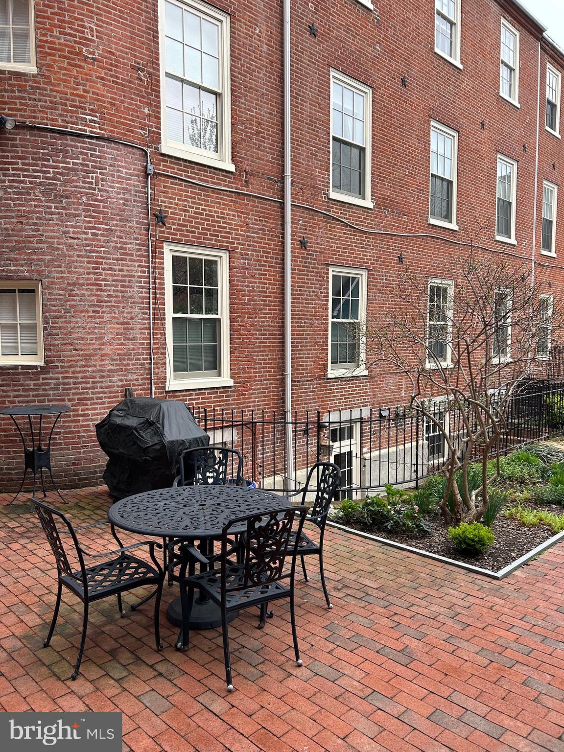 WASHINGTON SQ WEST - Residential