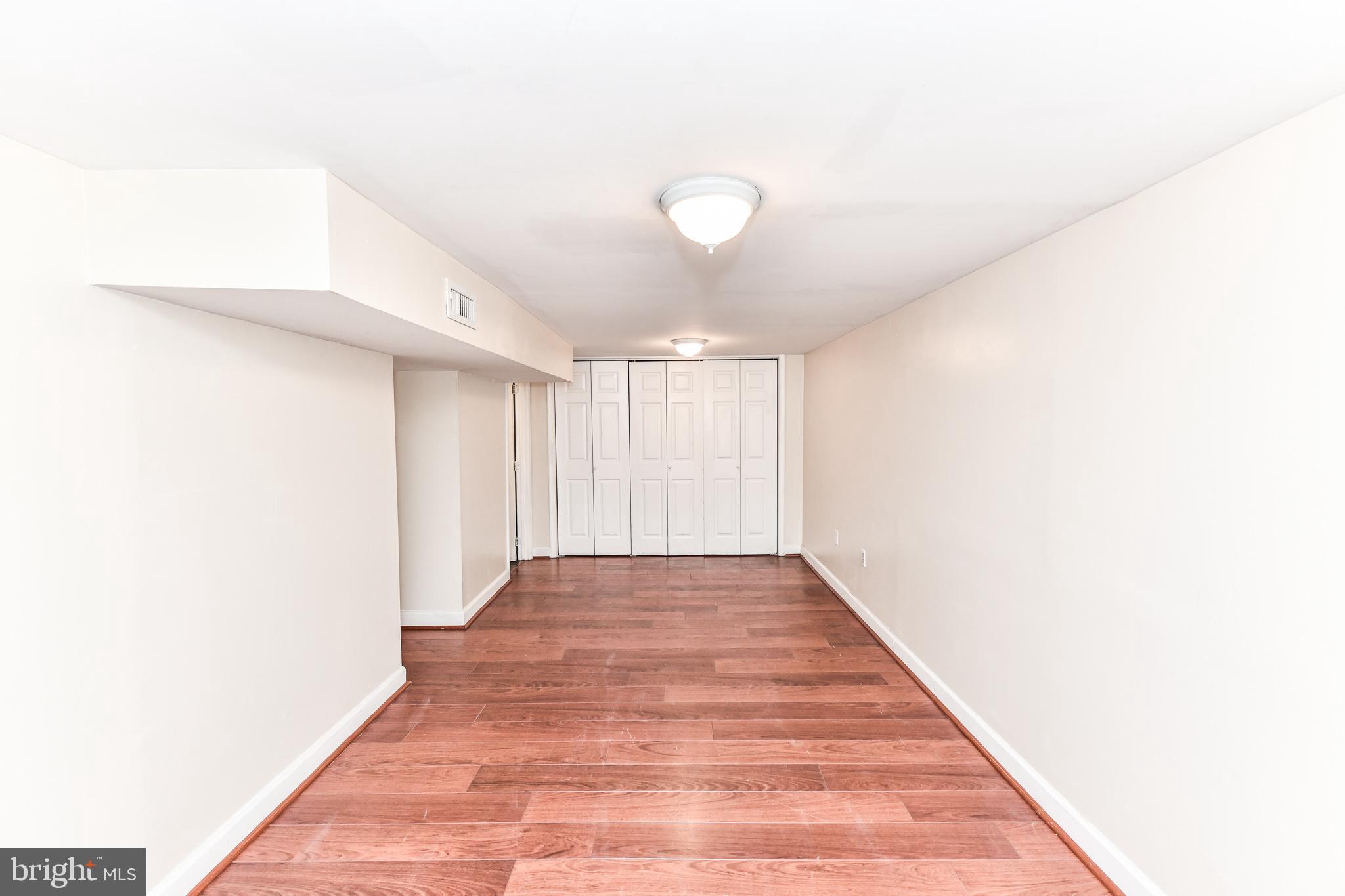 MEMORIAL HEIGHTS - Residential Lease