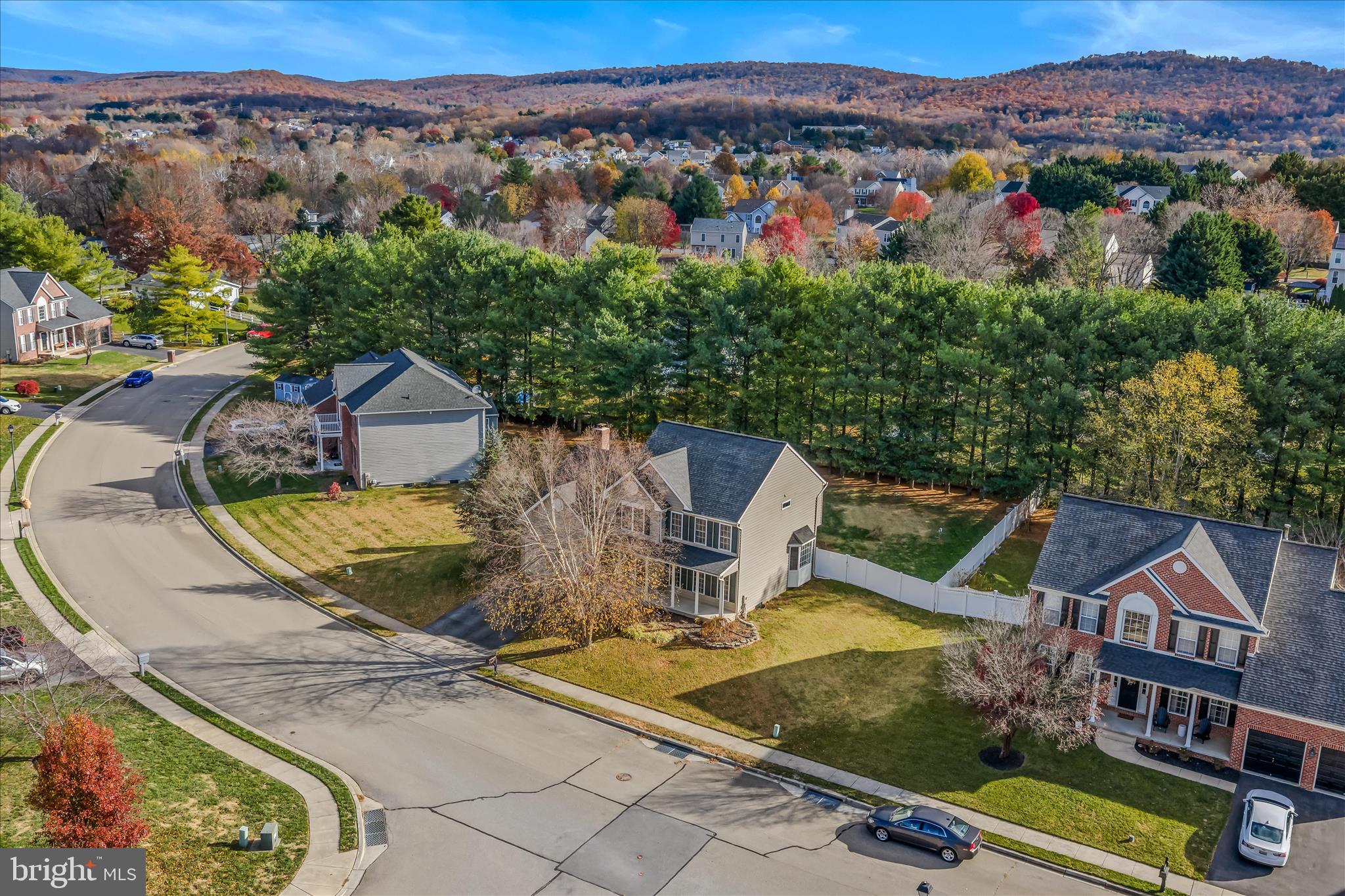 CRESTVIEW - Residential