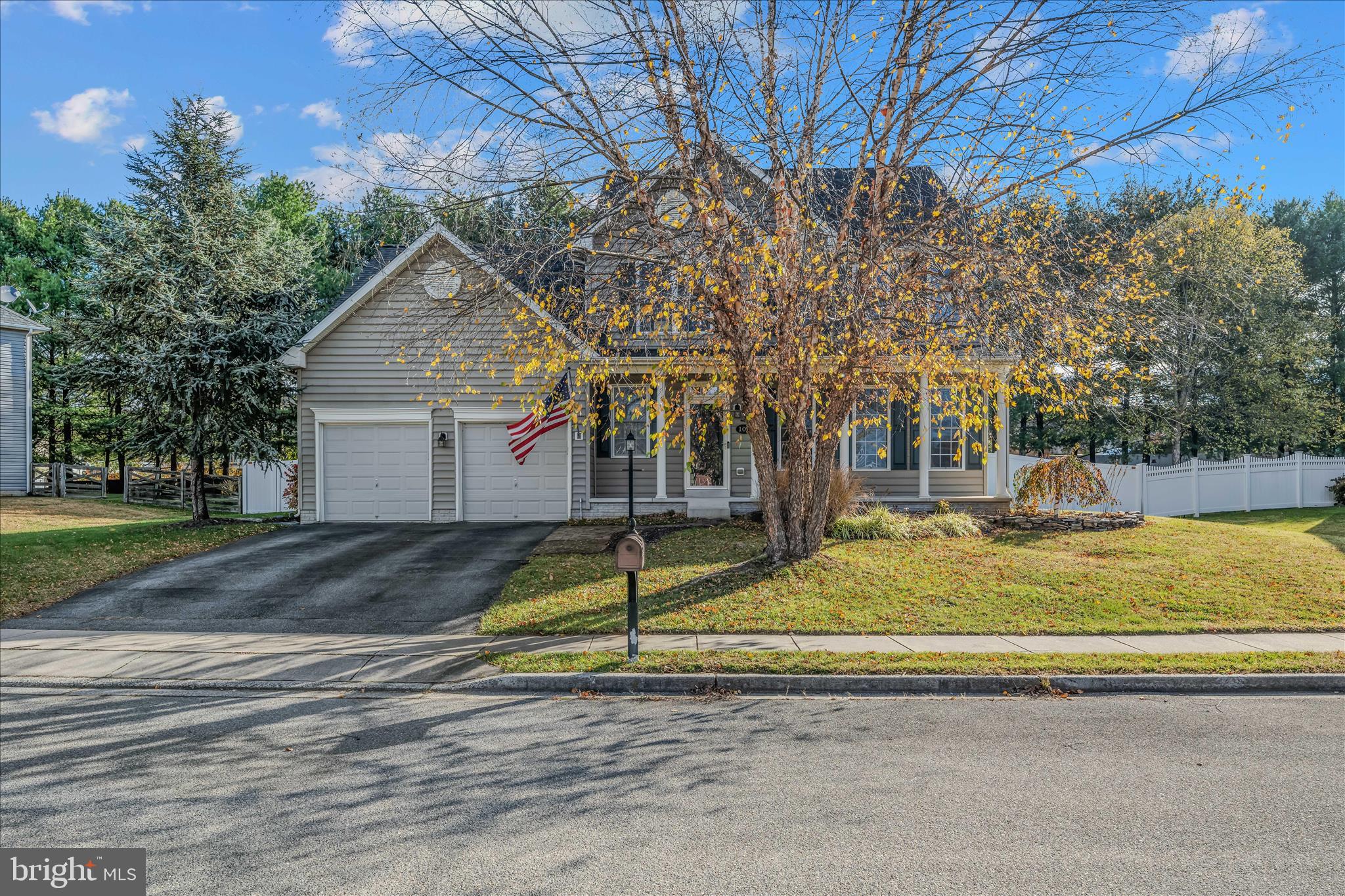 CRESTVIEW - Residential