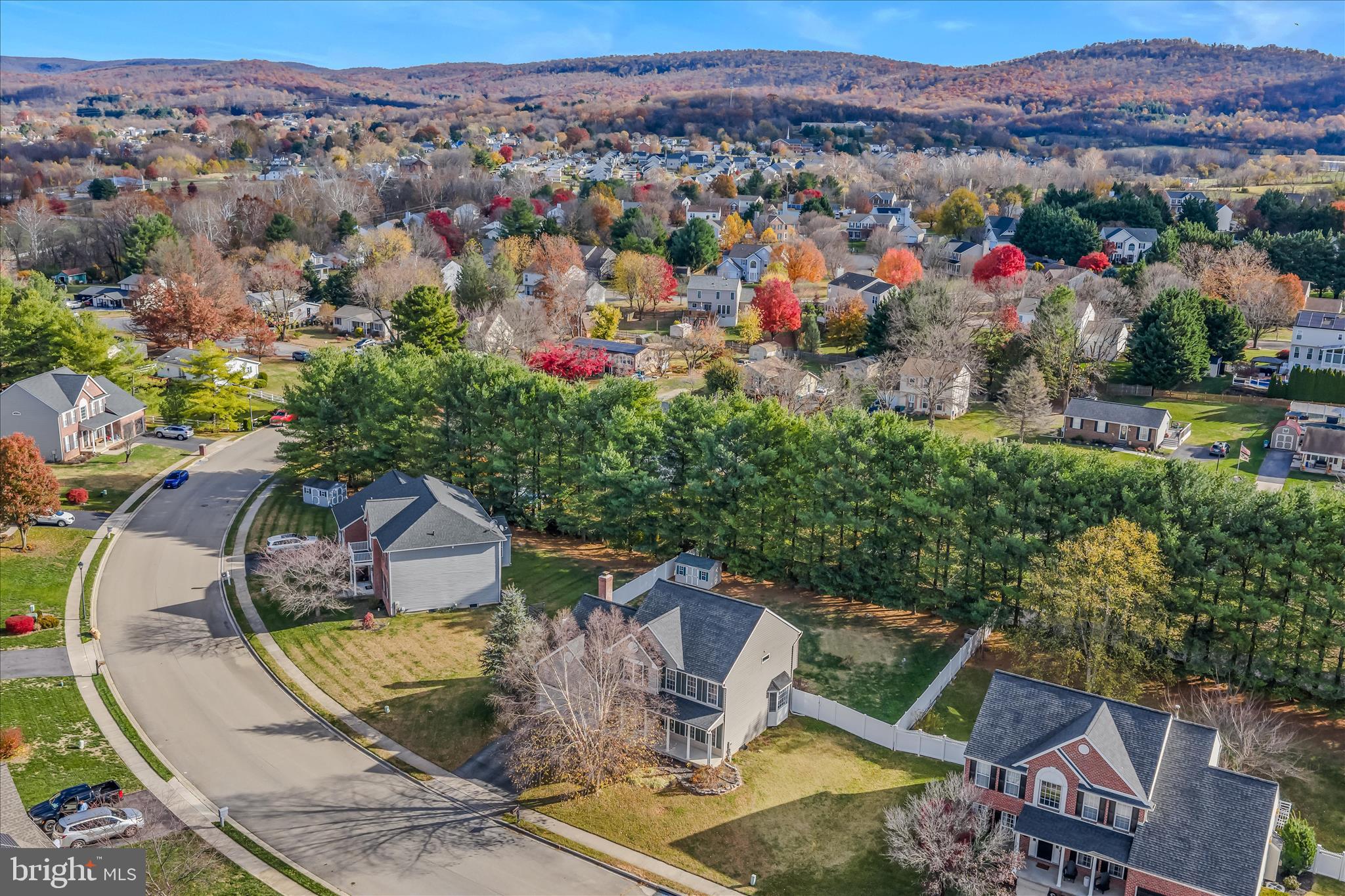 CRESTVIEW - Residential