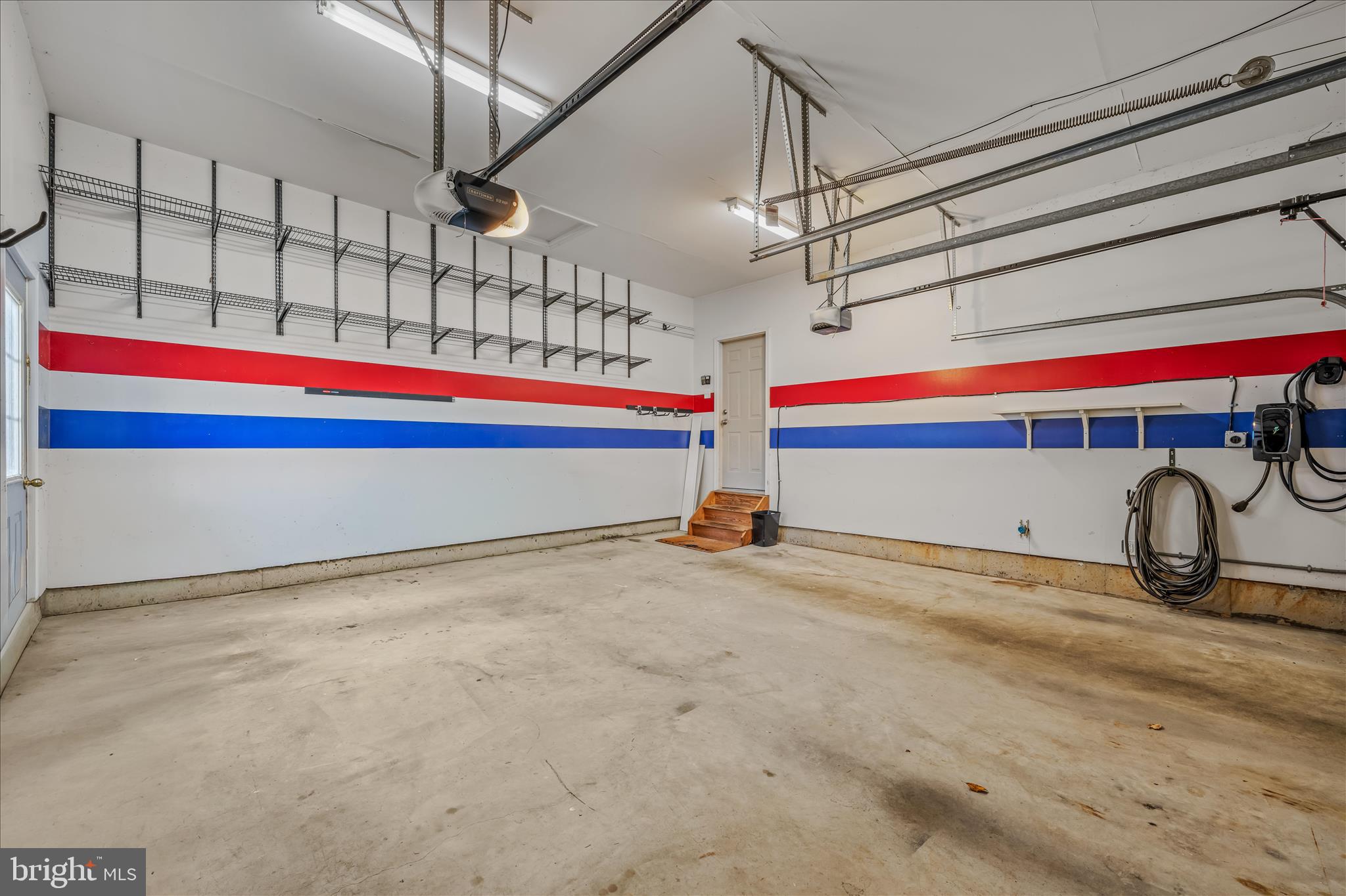 CRESTVIEW - Residential