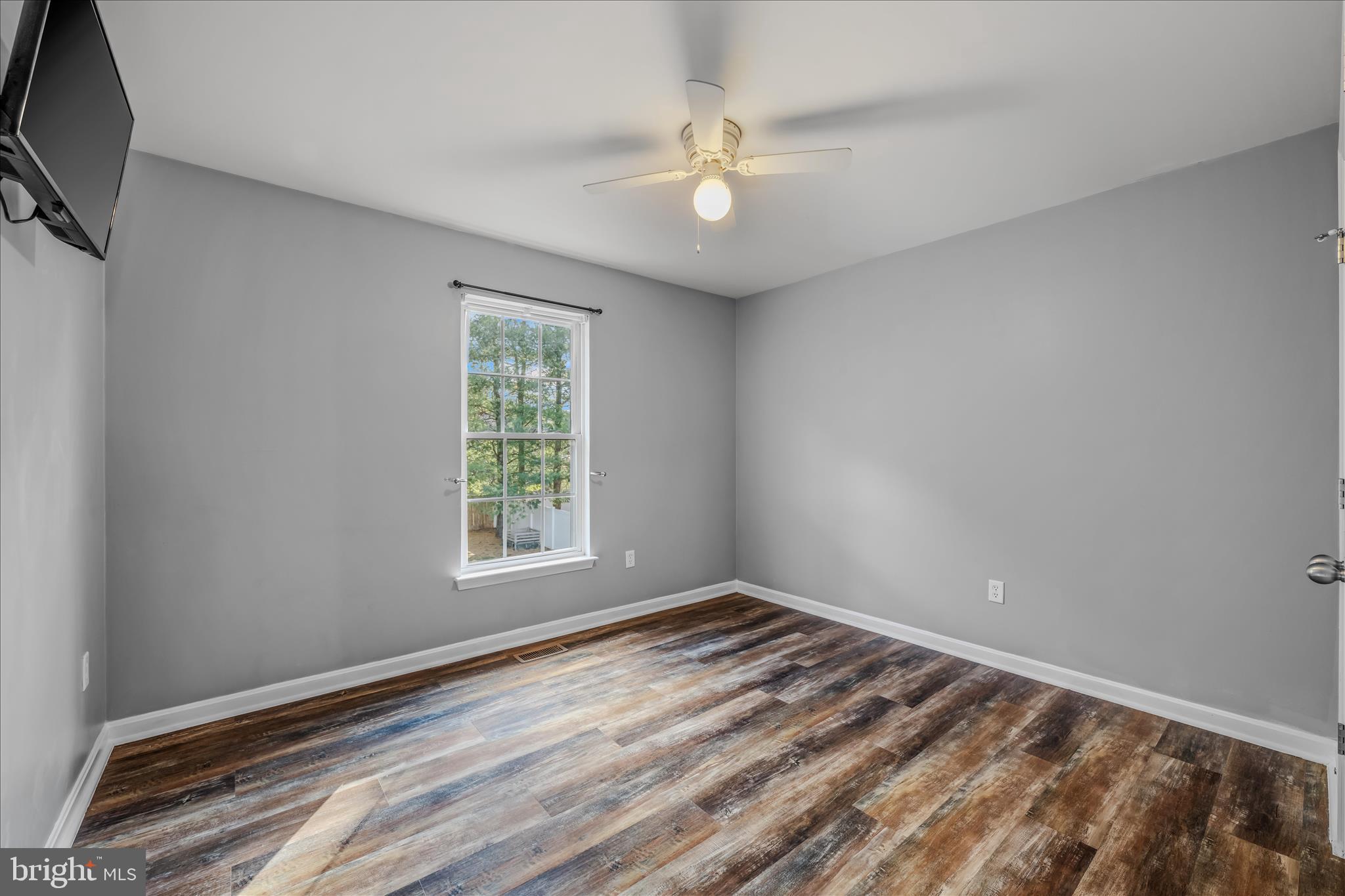 CRESTVIEW - Residential