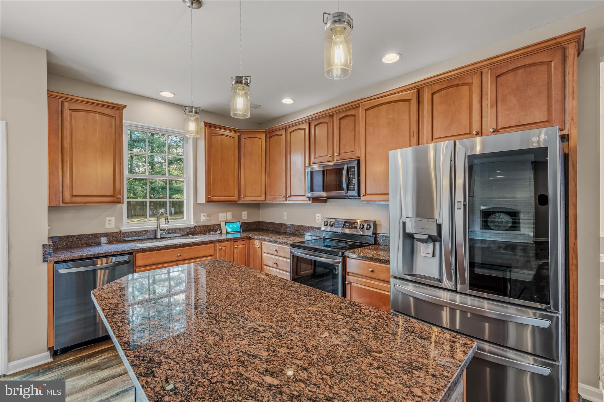 CRESTVIEW - Residential