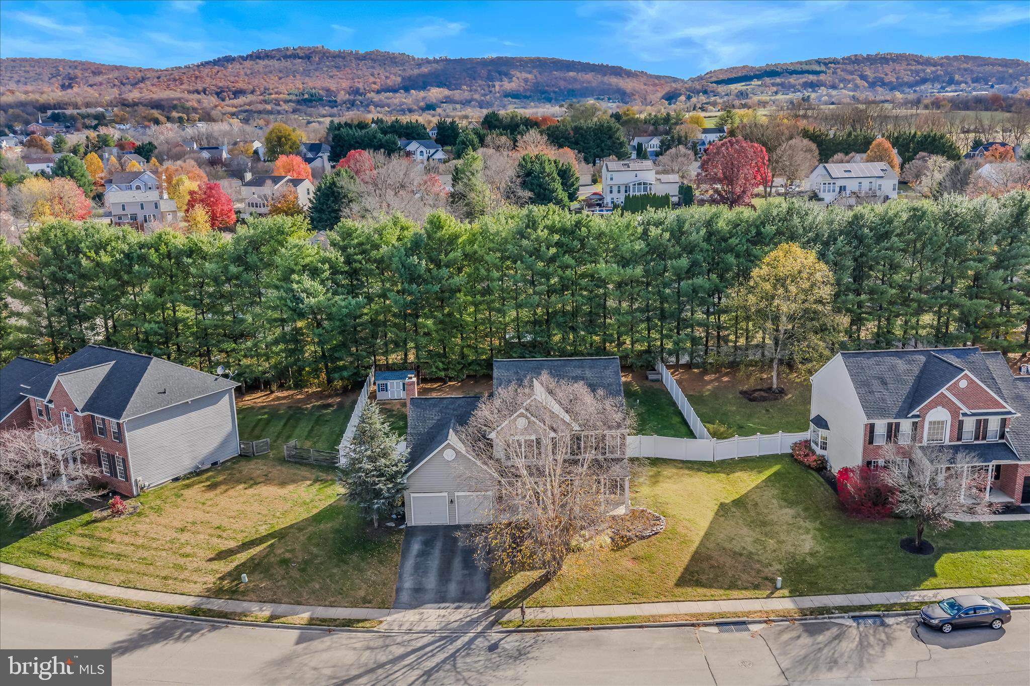 CRESTVIEW - Residential