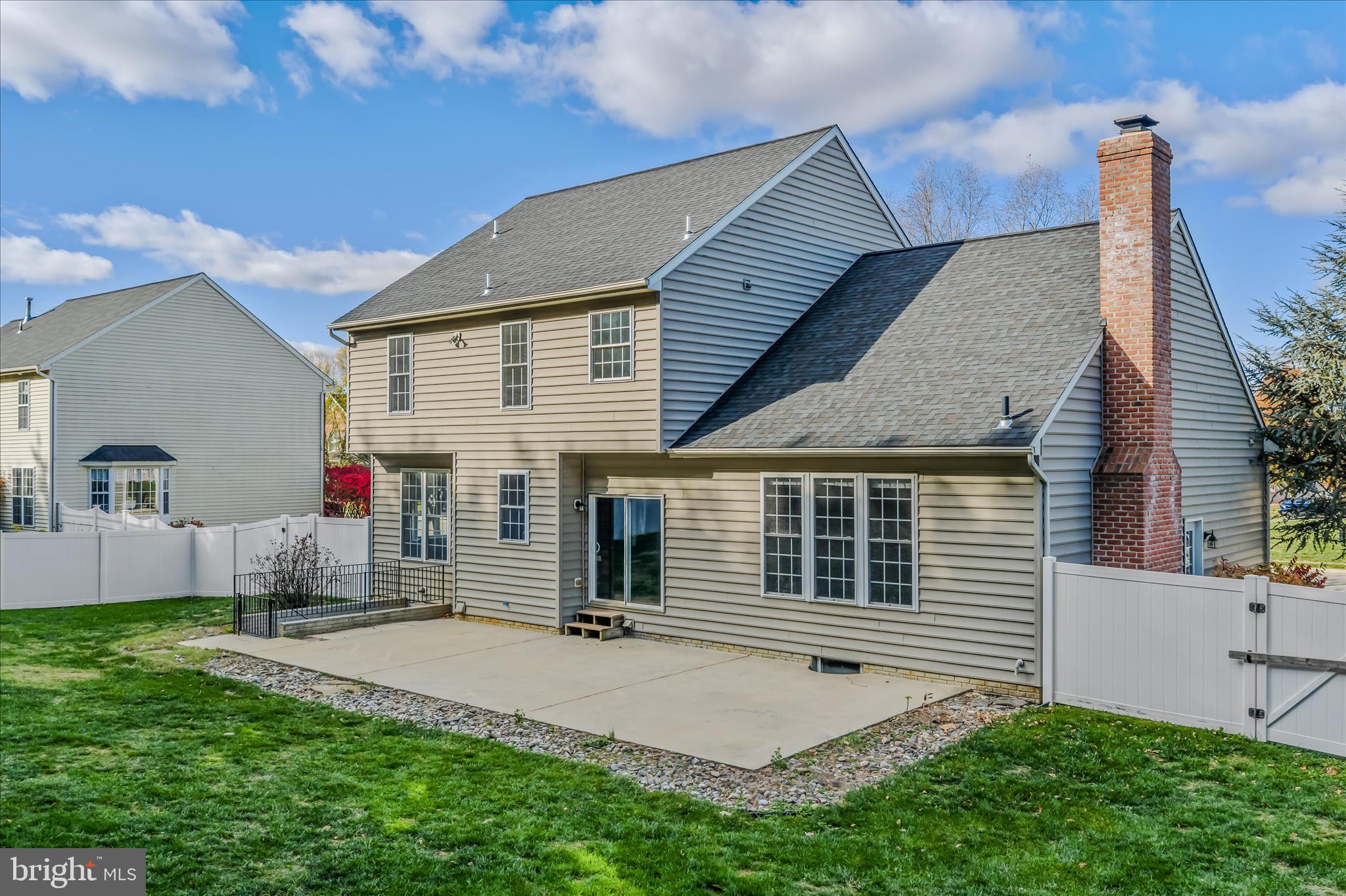 CRESTVIEW - Residential