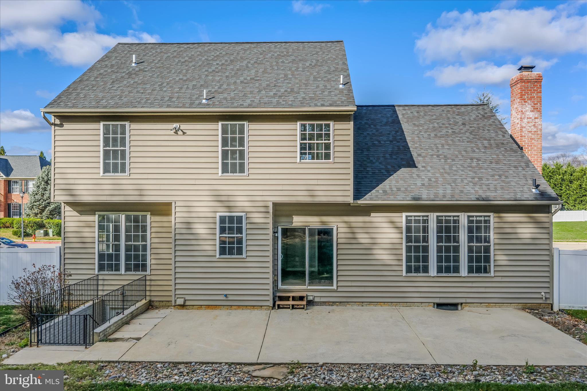 CRESTVIEW - Residential