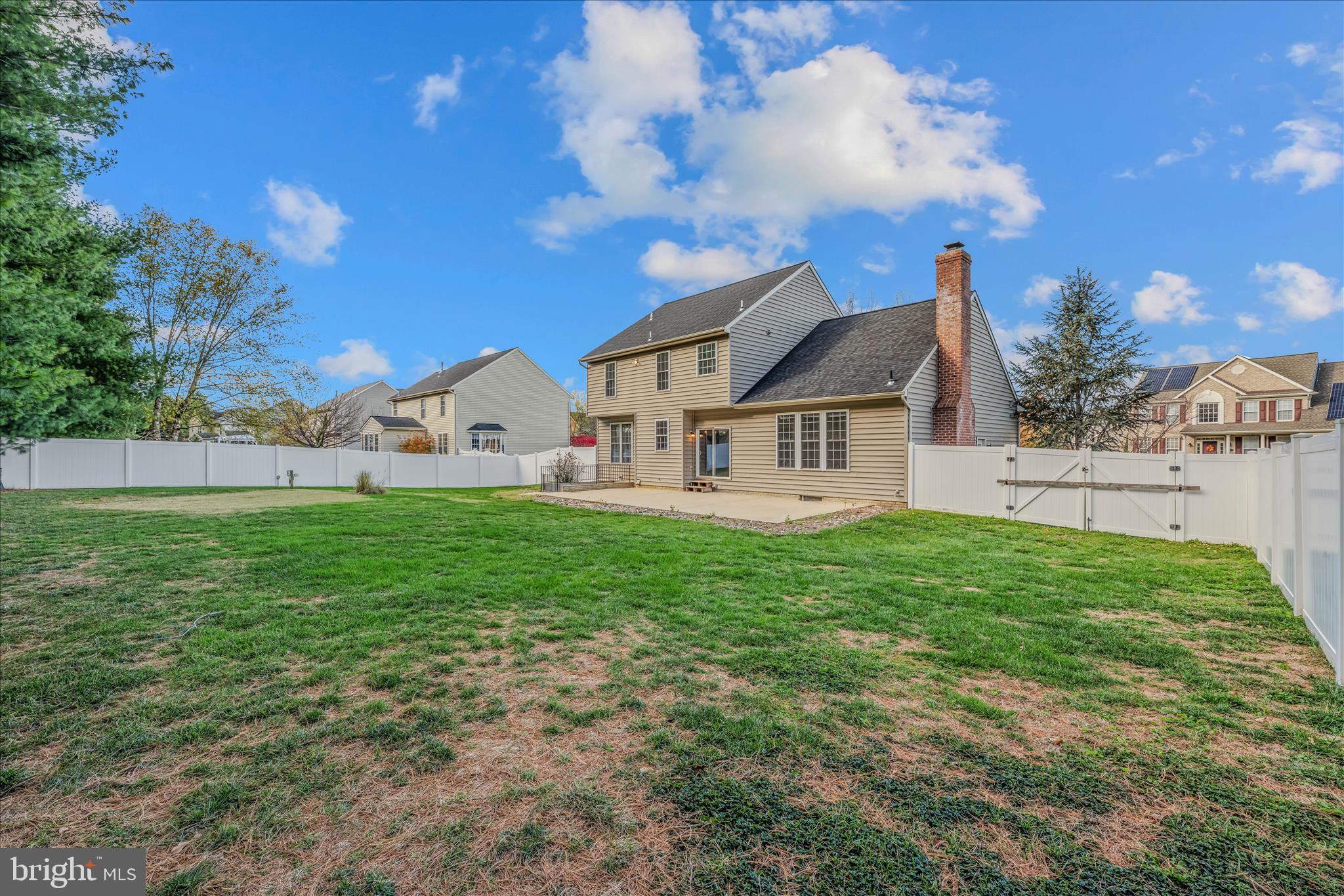 CRESTVIEW - Residential