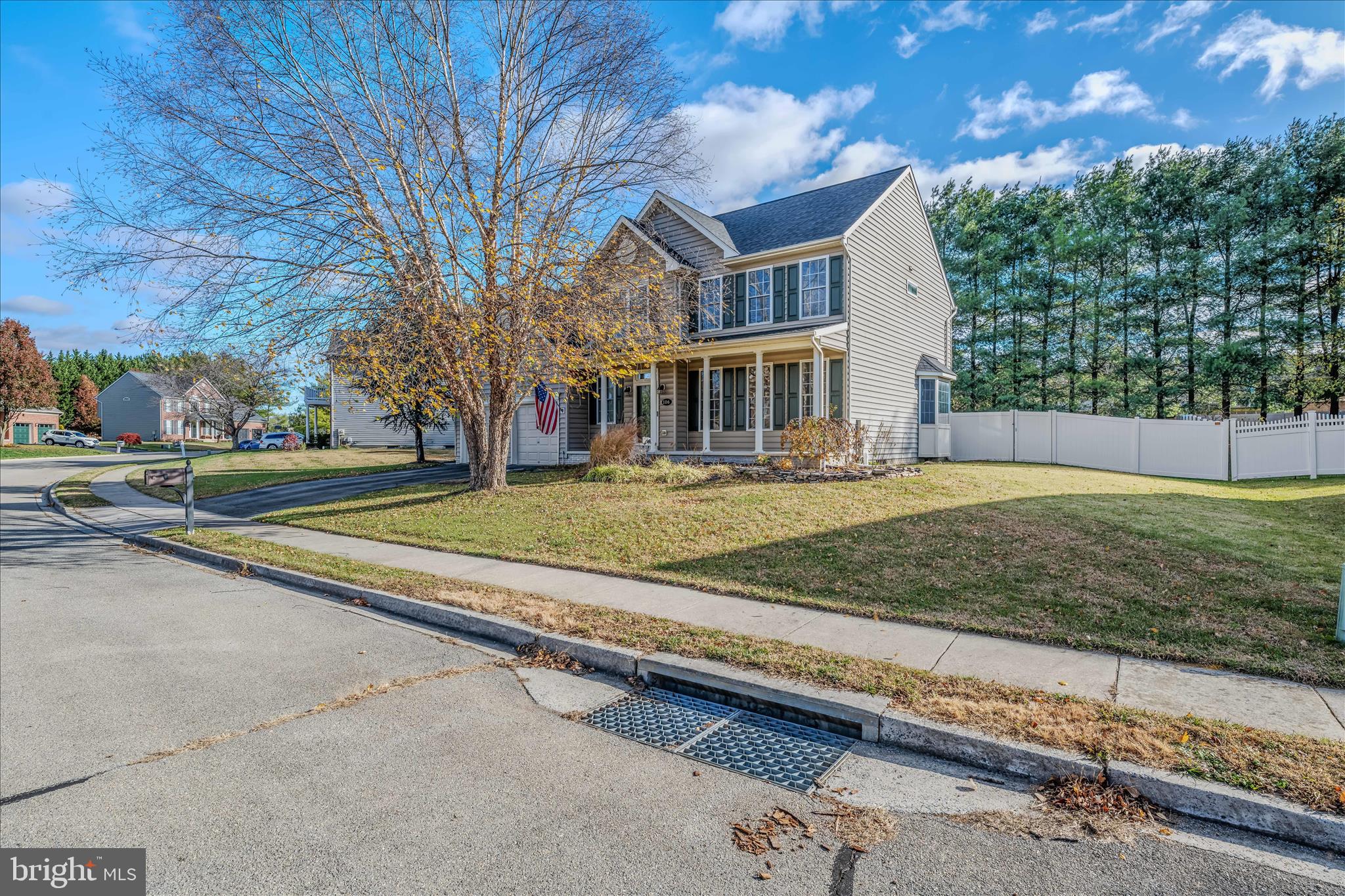 CRESTVIEW - Residential