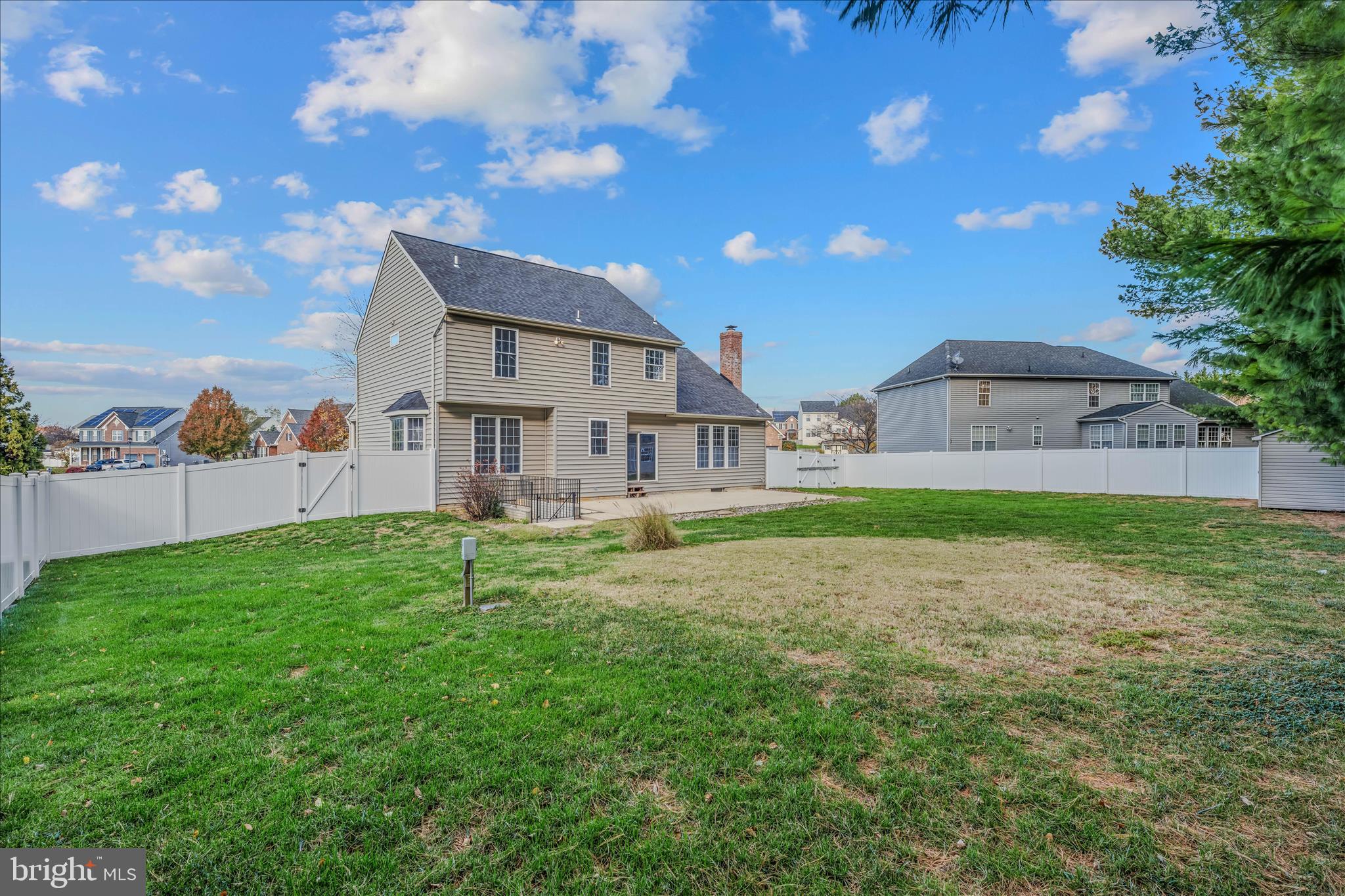 CRESTVIEW - Residential