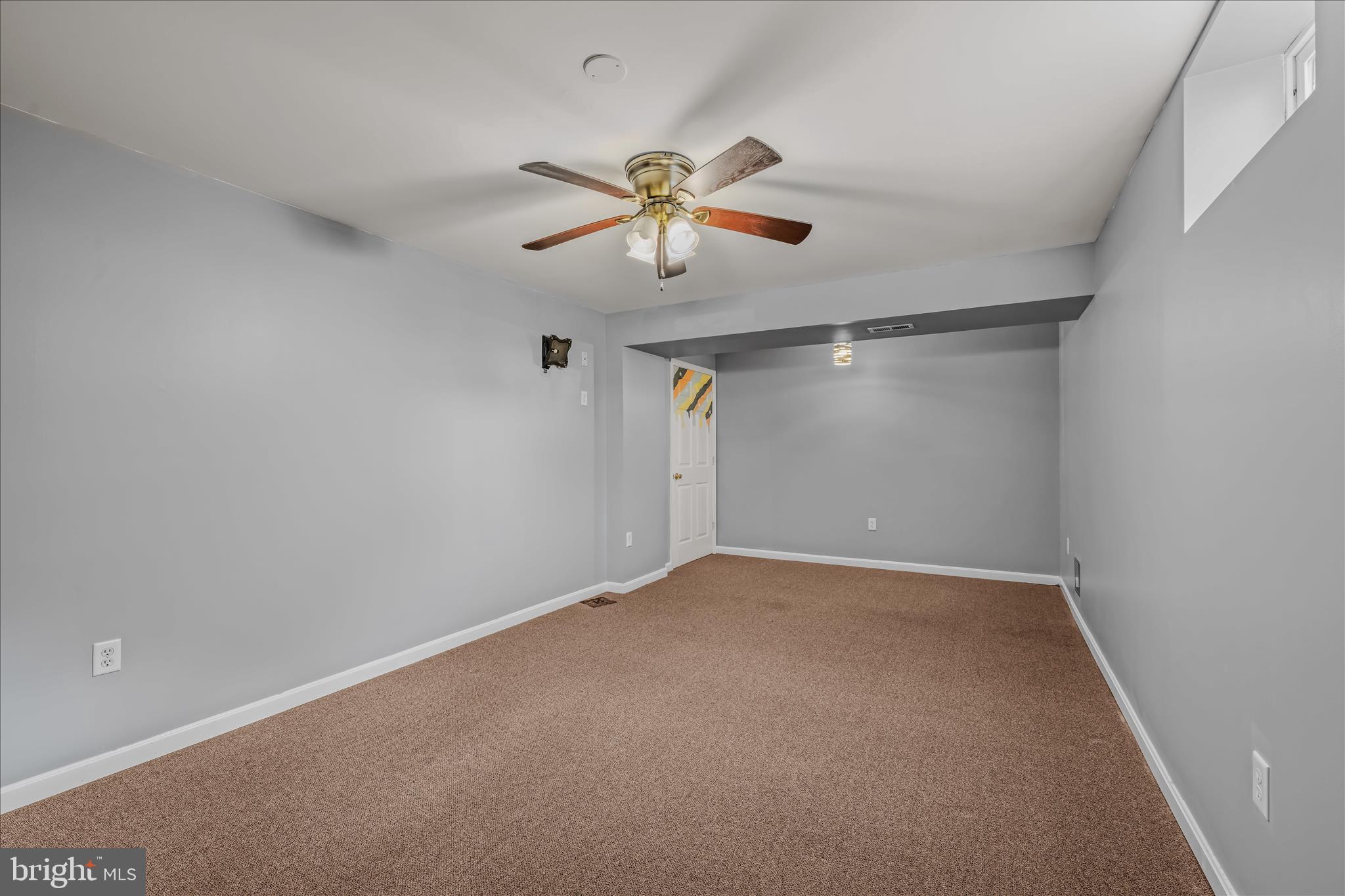 CRESTVIEW - Residential