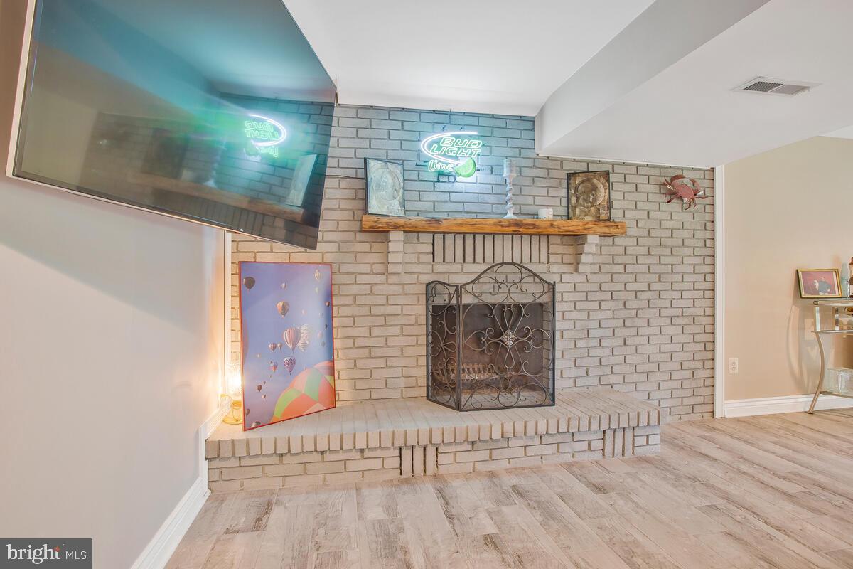 ROCK CREEK PARK - Residential