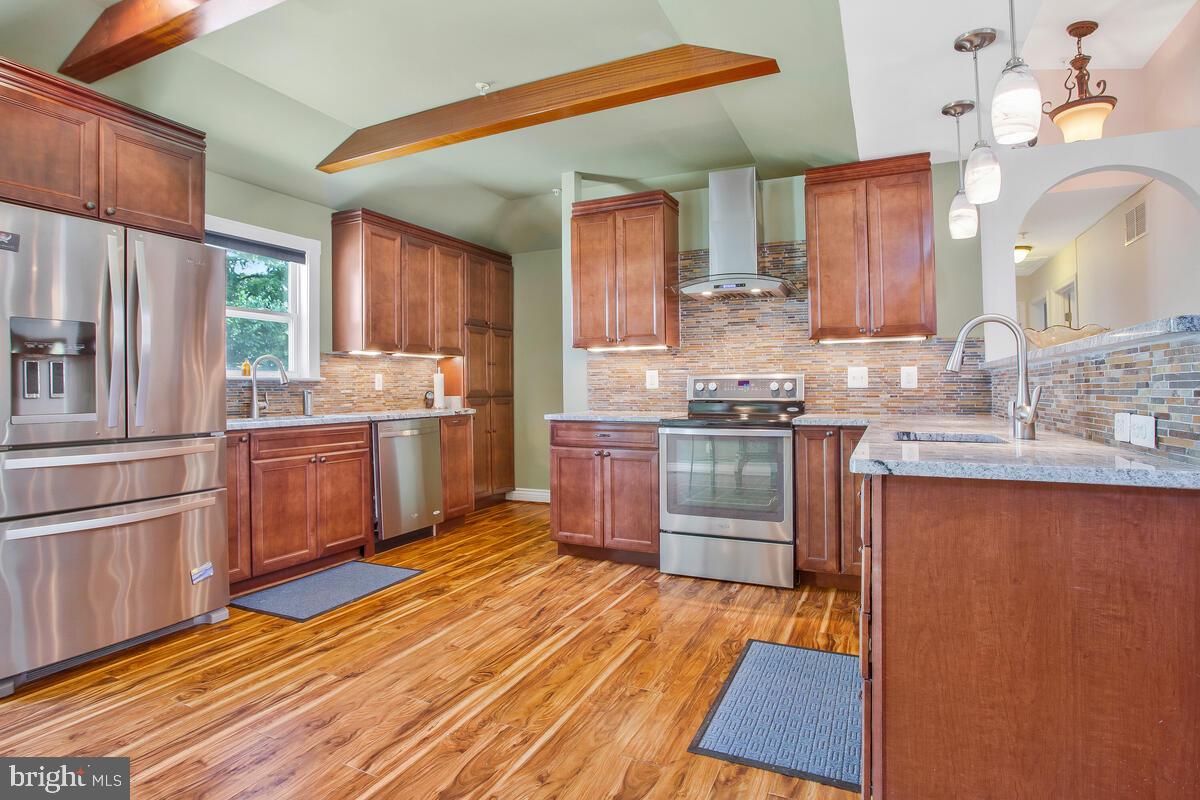 ROCK CREEK PARK - Residential