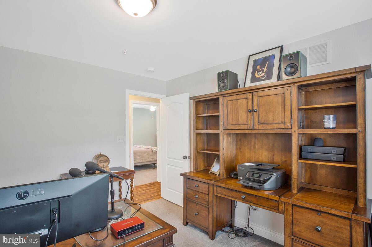 ROCK CREEK PARK - Residential