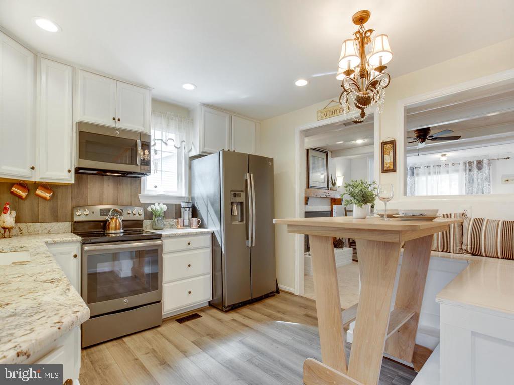 LOCH HAVEN BEACH - Residential