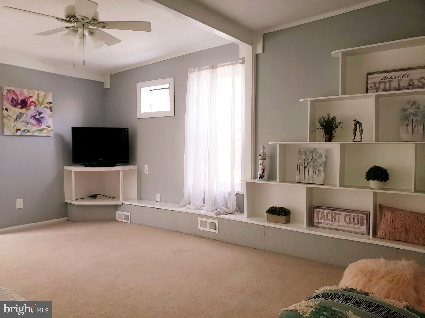 LOCH HAVEN BEACH - Residential