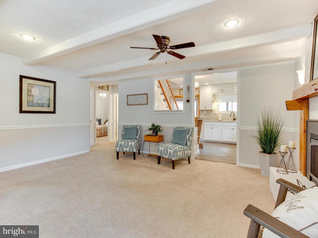 LOCH HAVEN BEACH - Residential