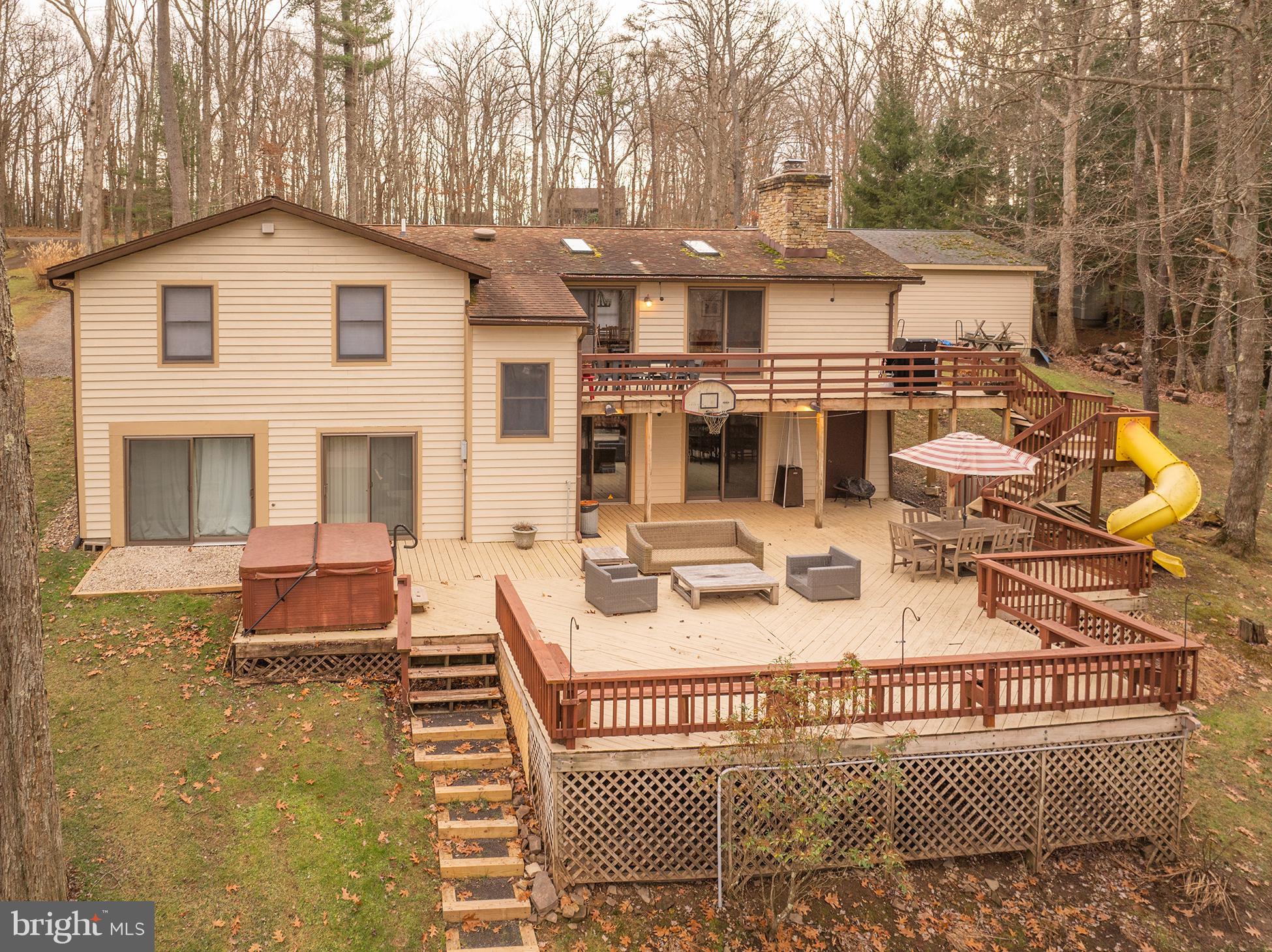 383 PENN COVE ROAD
