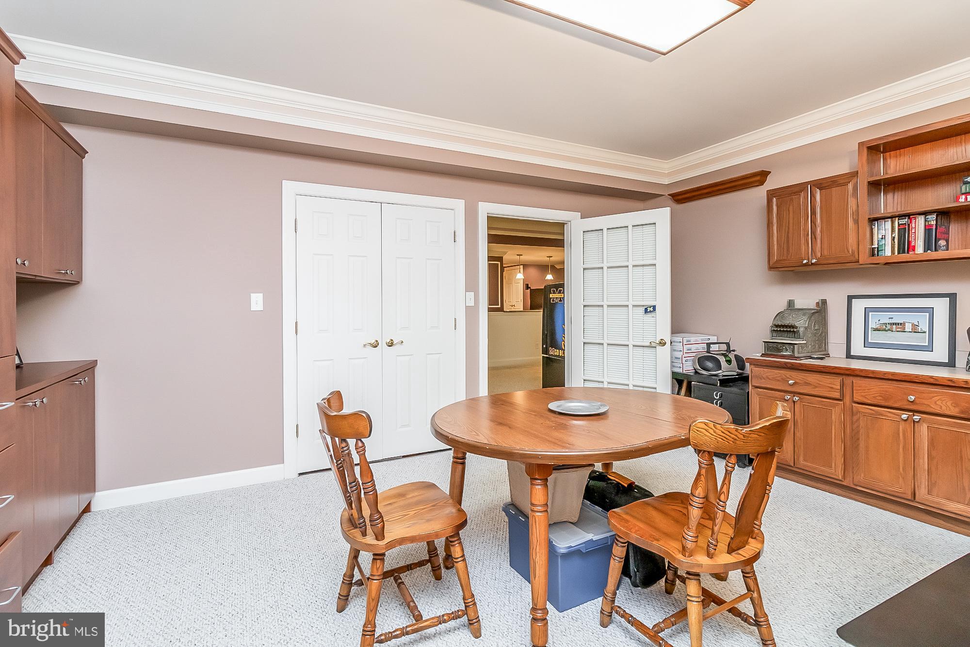 FOX CHASE - Residential