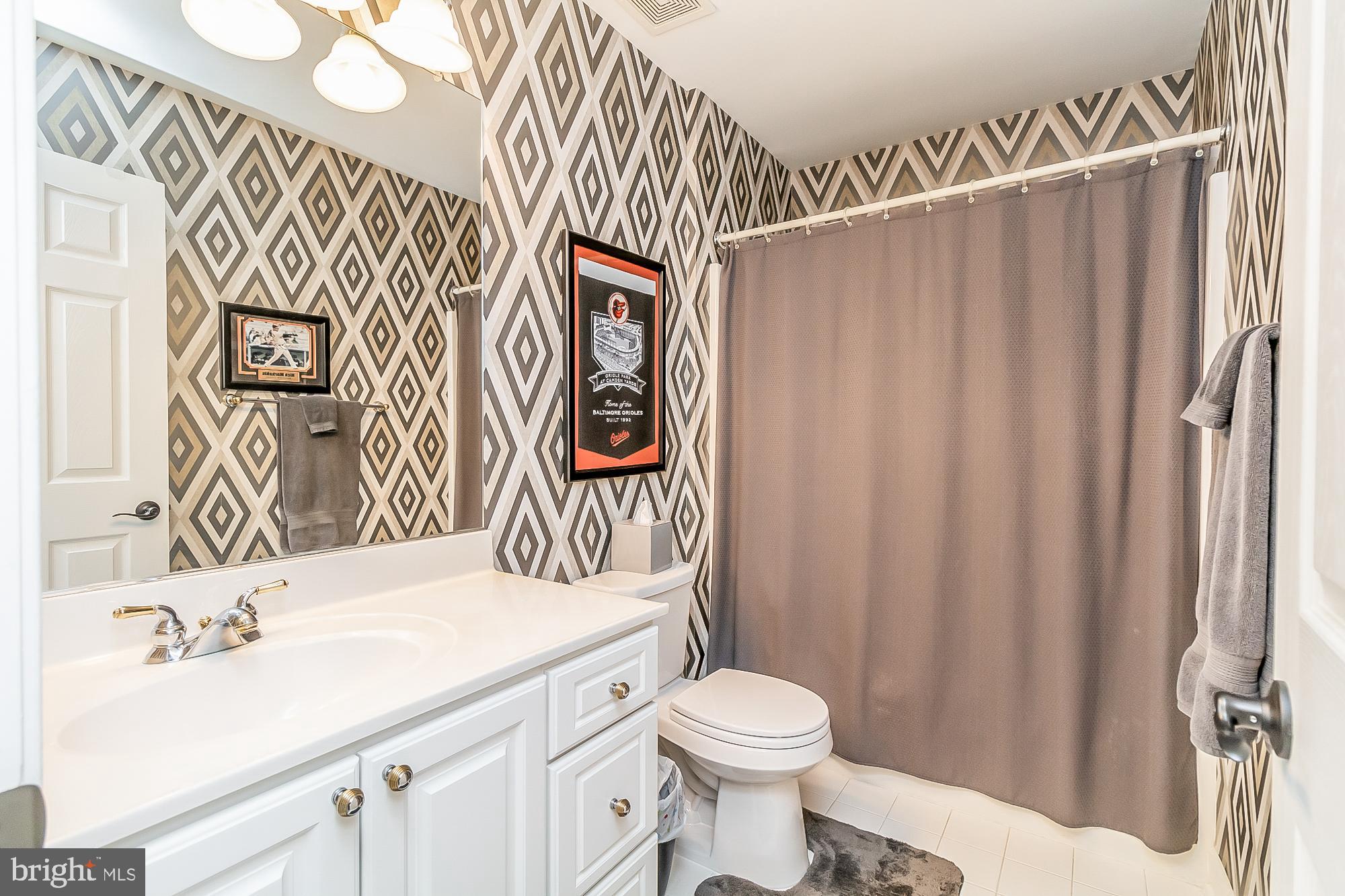 FOX CHASE - Residential