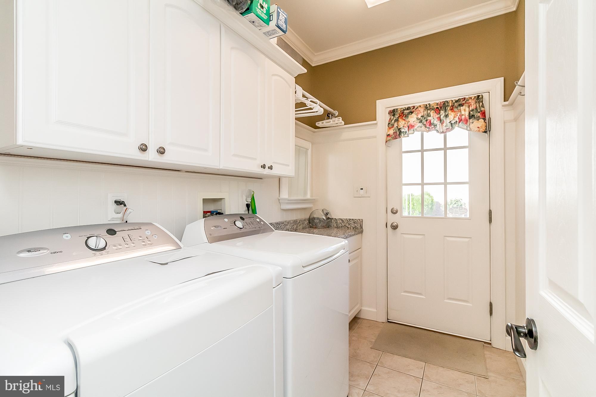 FOX CHASE - Residential