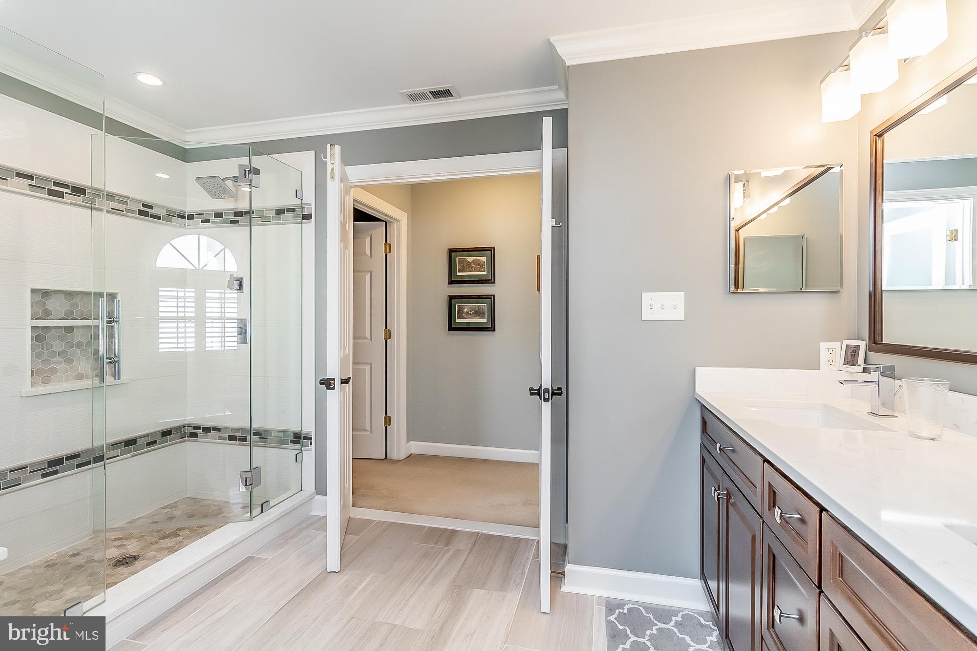 FOX CHASE - Residential