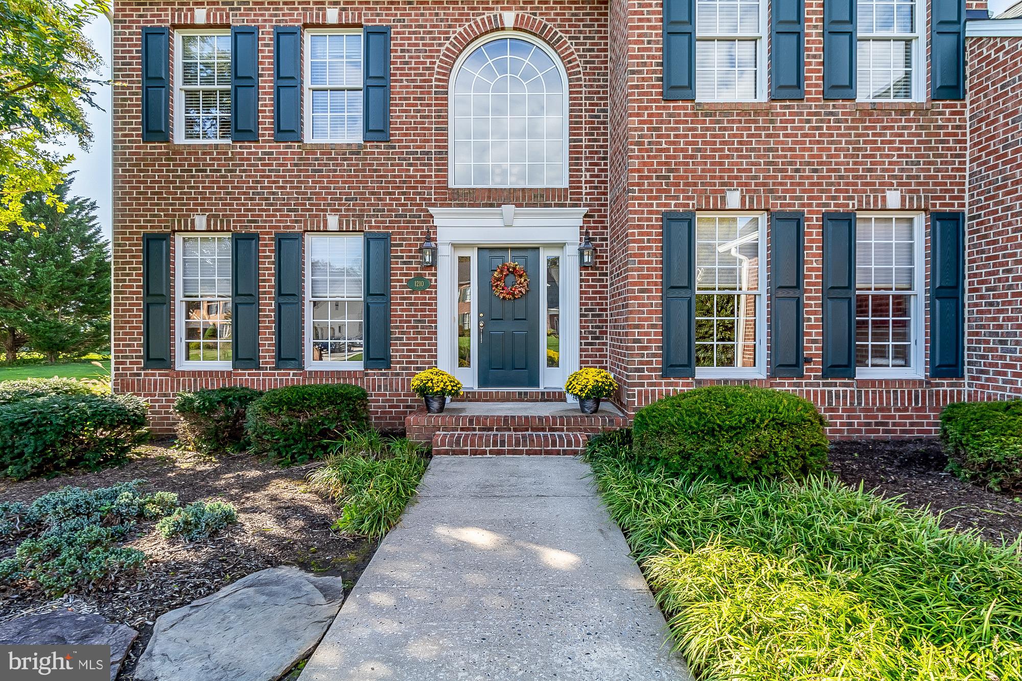FOX CHASE - Residential