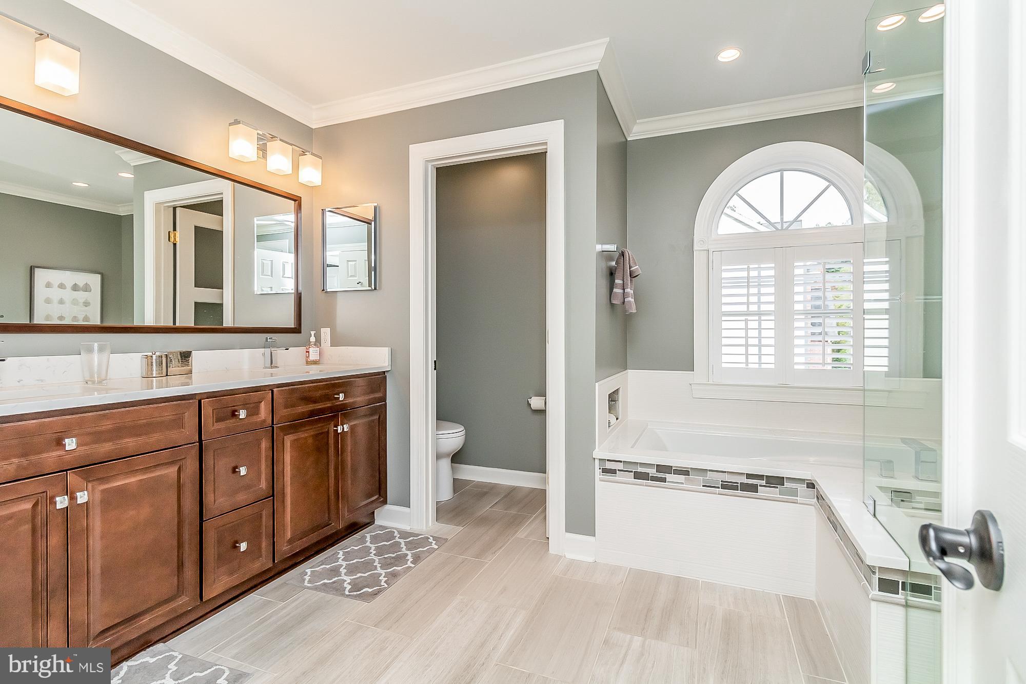 FOX CHASE - Residential