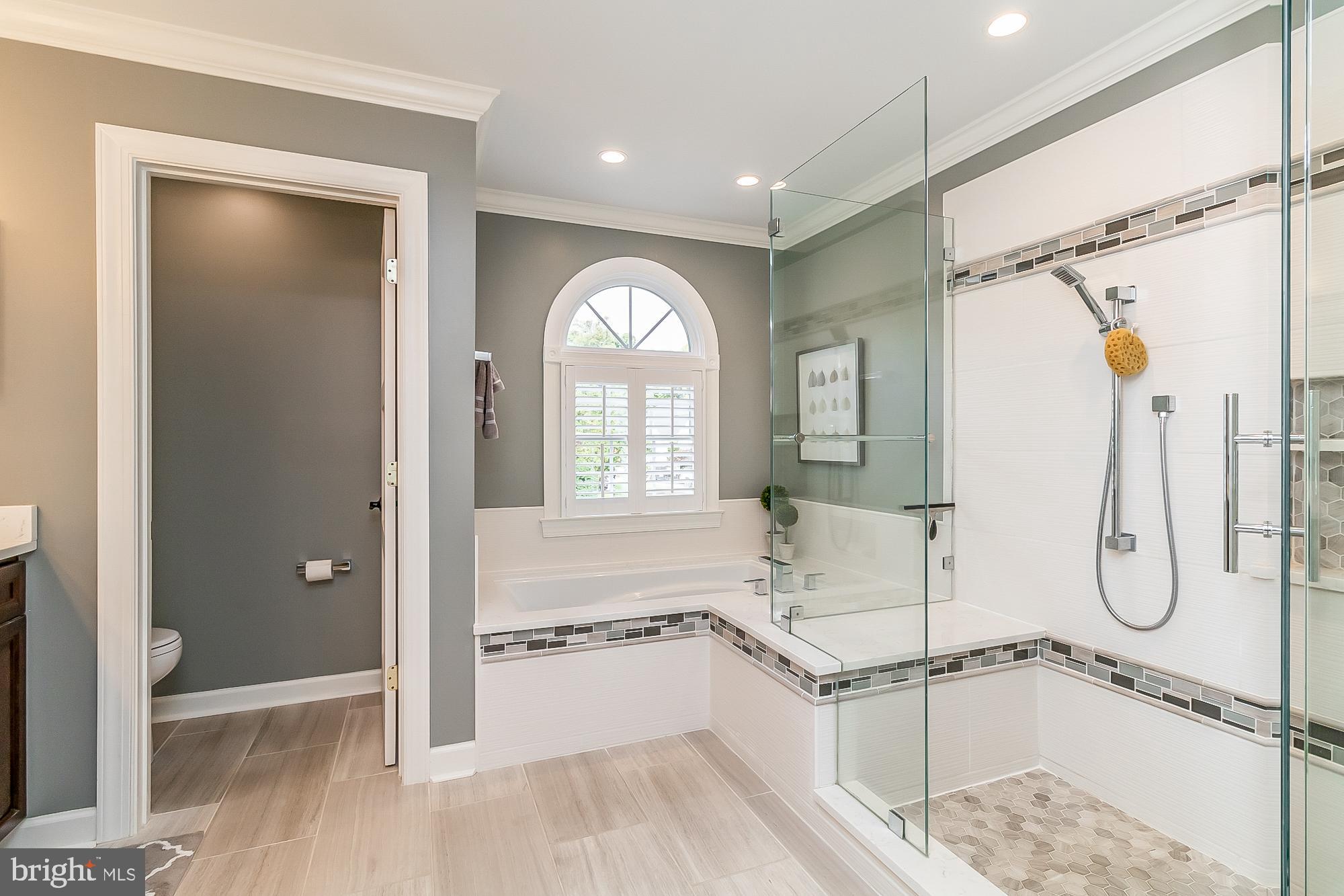 FOX CHASE - Residential