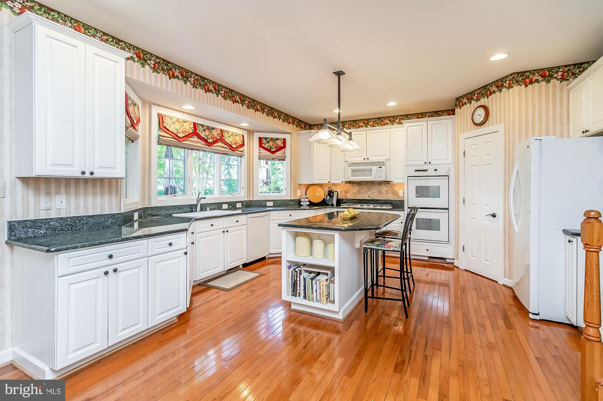 FOX CHASE - Residential