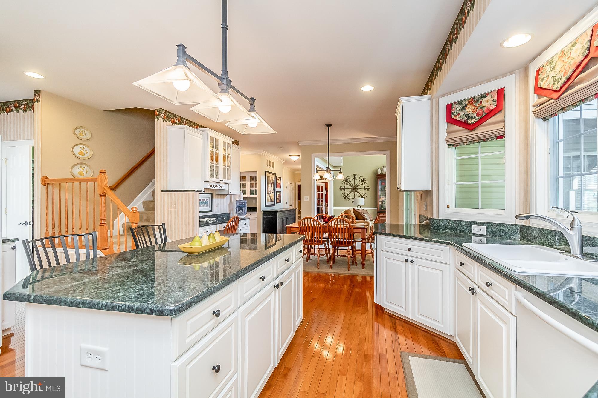 FOX CHASE - Residential