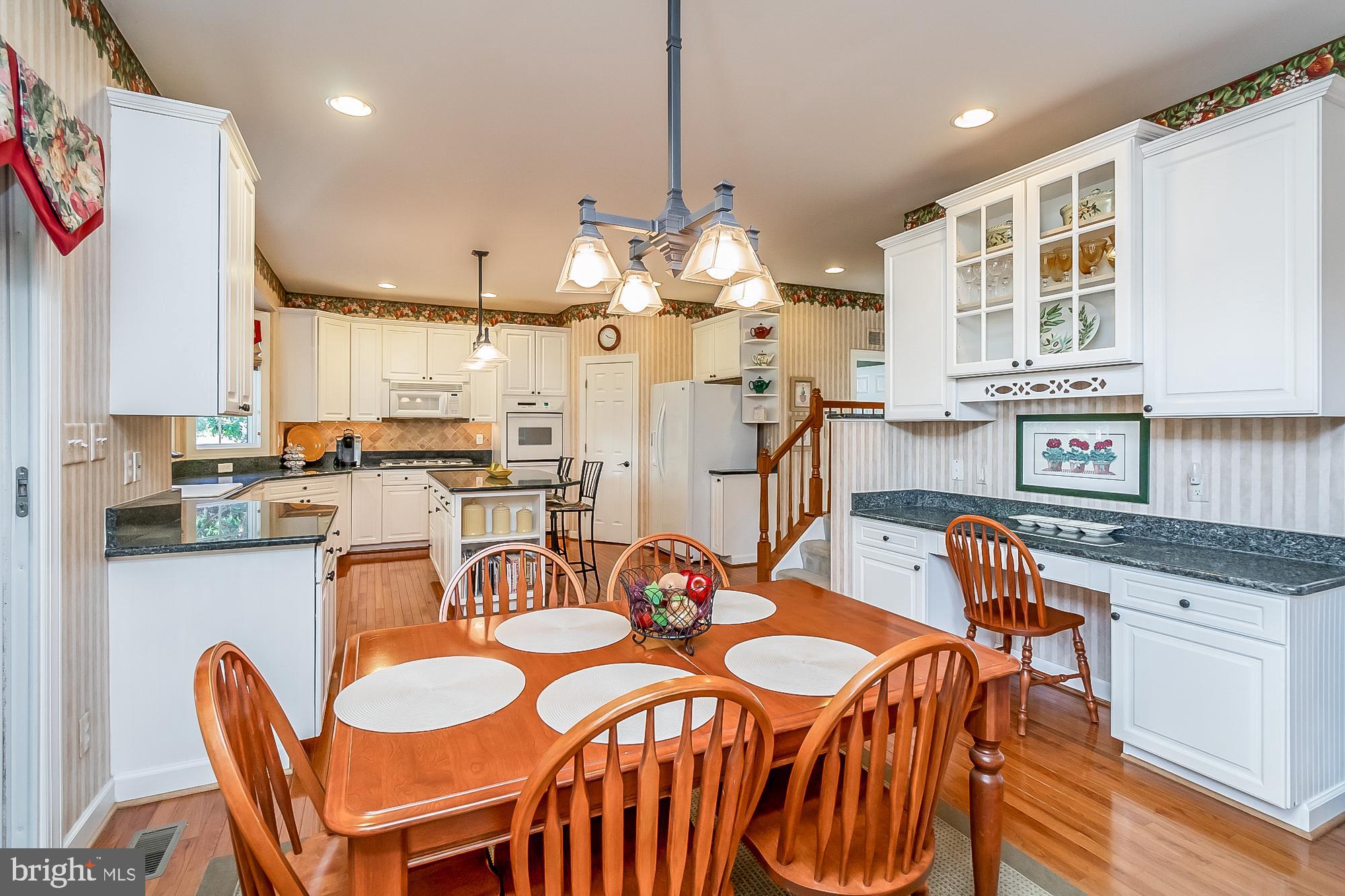 FOX CHASE - Residential