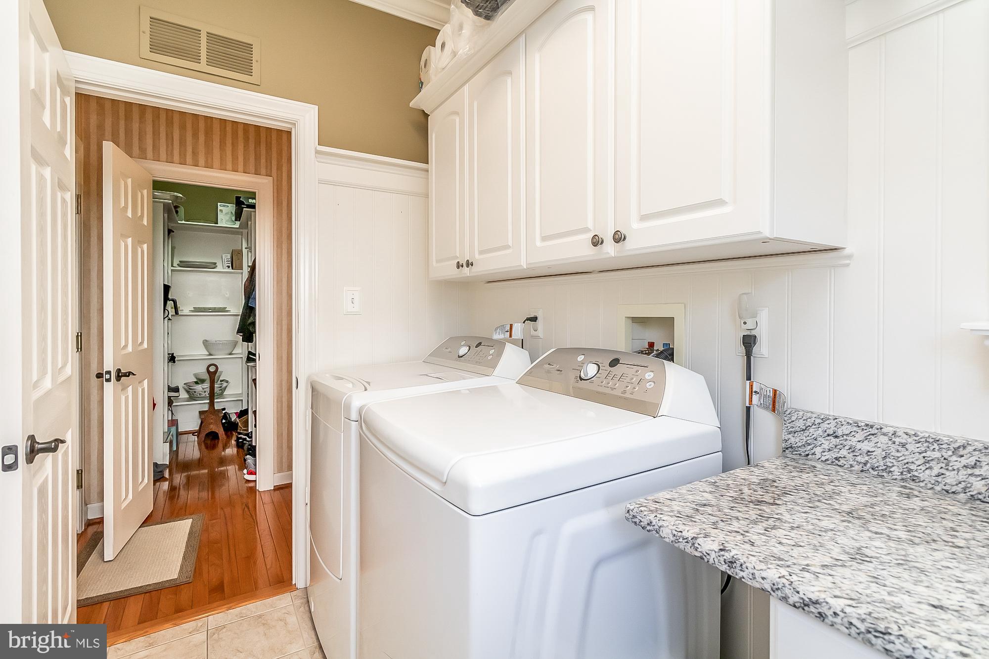 FOX CHASE - Residential