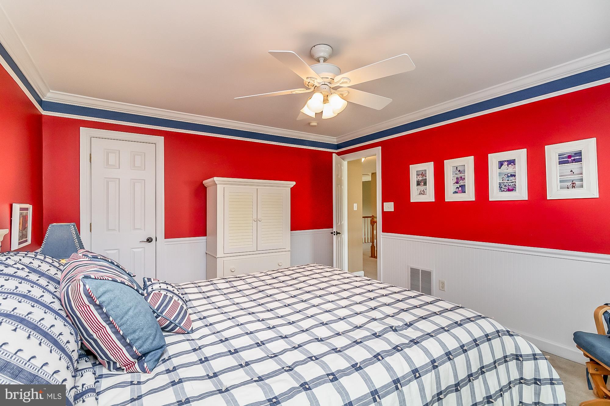 FOX CHASE - Residential