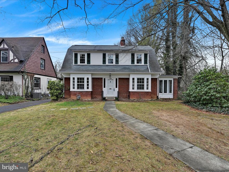 Classic charming Wheatland Avenue home. Spectacular original NEWLY refinished hardwood floors throughout. Completely fresh painting, NEWER windows (14), quiet and comfortable sunroom perfect for morning coffee, NEW electric service to the street, NEW garage door, spacious yard, walking neighborhood, convenient to everything. House has natural gas, thus it would be a simple change to make it all gas. All it needs is another loving owner. Move right in, priced to sell.