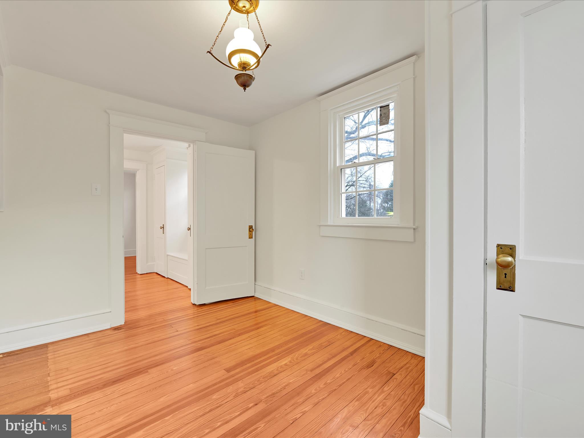 SCHOOL LANE HILLS ESTATES - Residential