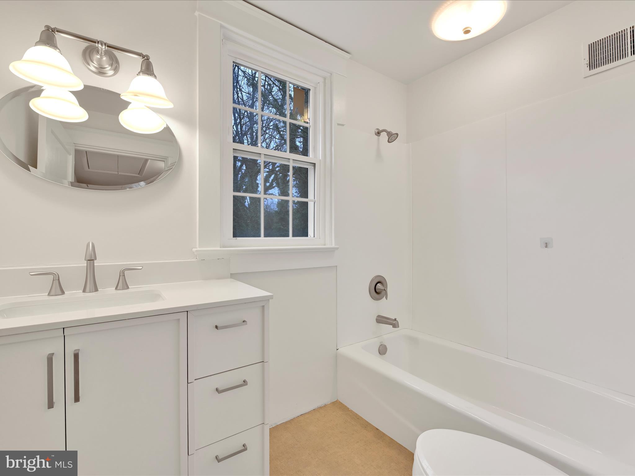 SCHOOL LANE HILLS ESTATES - Residential