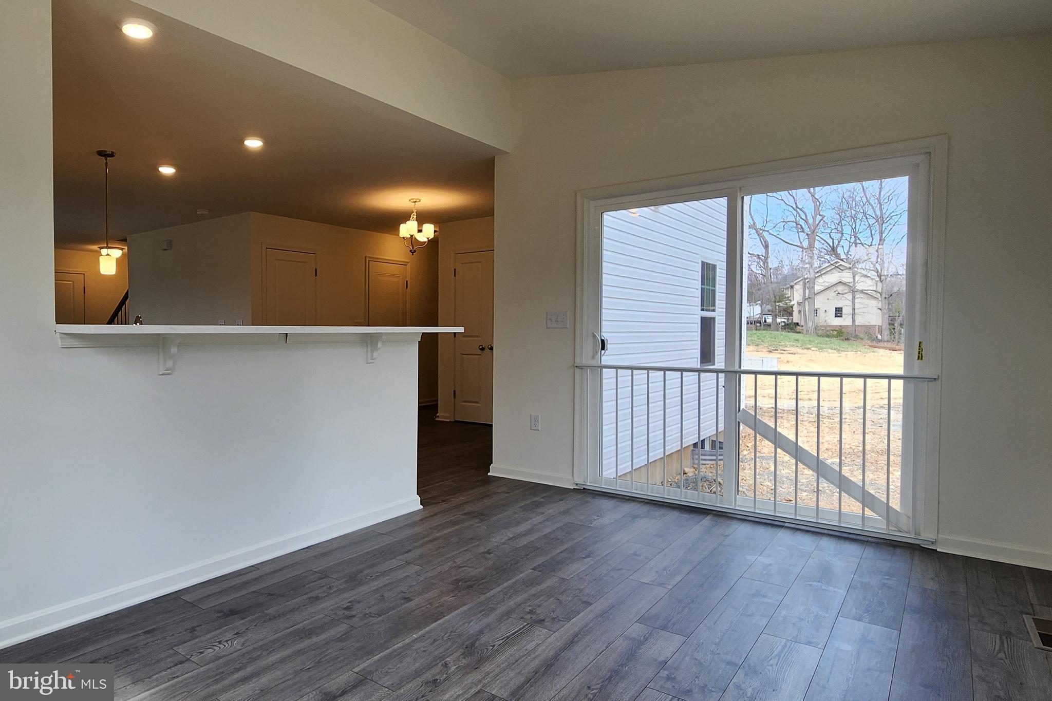 LAKEWOOD - Residential