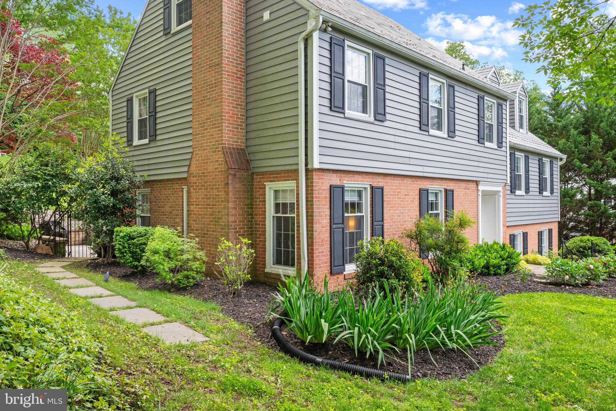 2205 POT SPRING ROAD