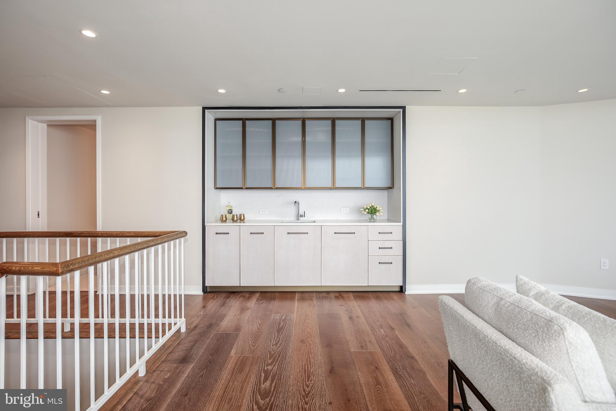 SOUTHWEST WATERFRONT - Residential