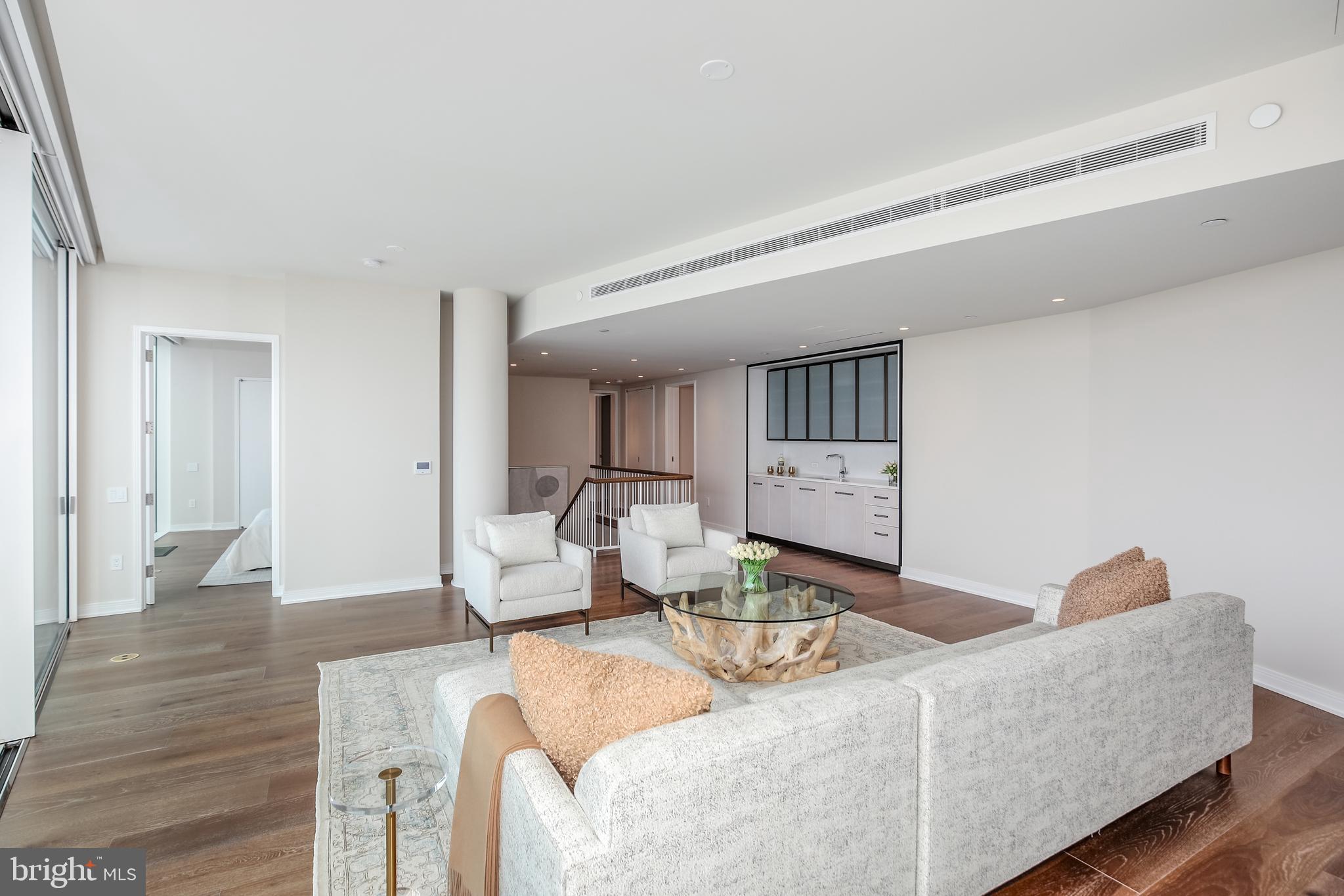 SOUTHWEST WATERFRONT - Residential