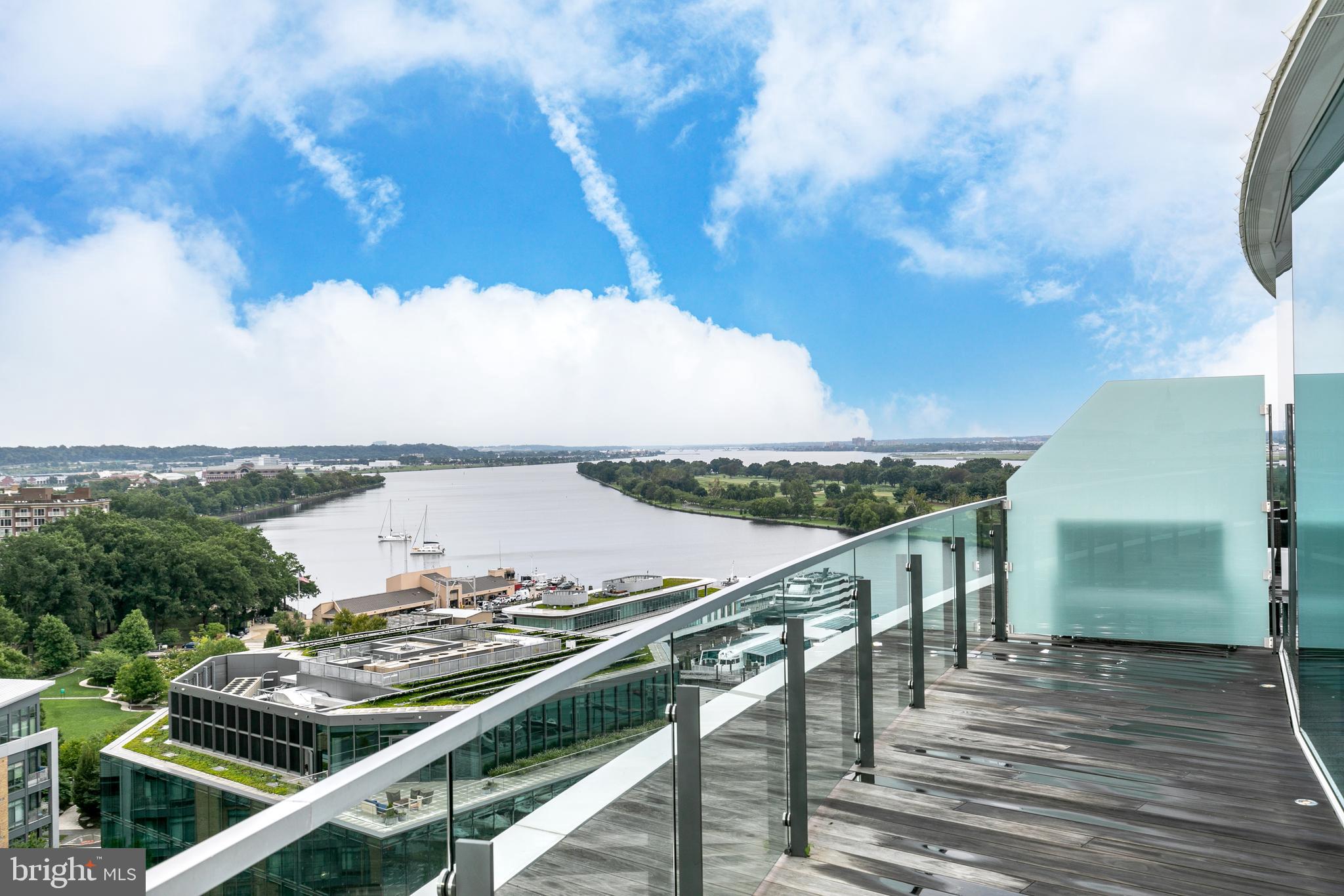 SOUTHWEST WATERFRONT - Residential